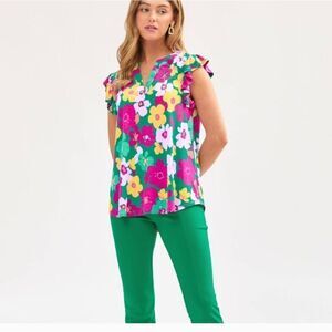 Floral V-Neck Blouse NWOTS Size Large